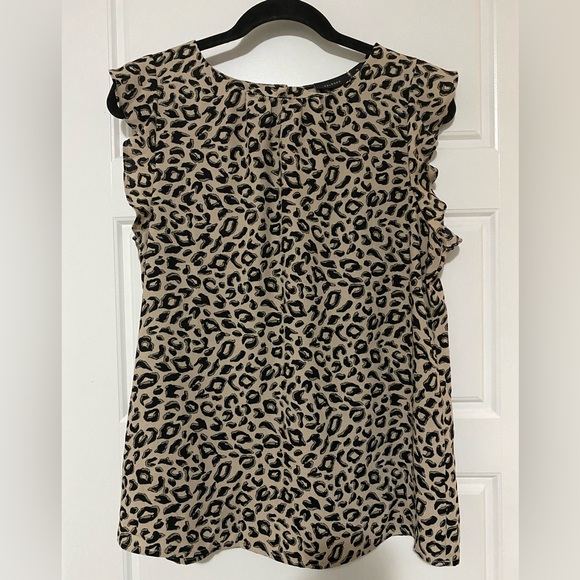CAP SLEEVES BLOUSE By Halogen Size M - Picture 4 of 9